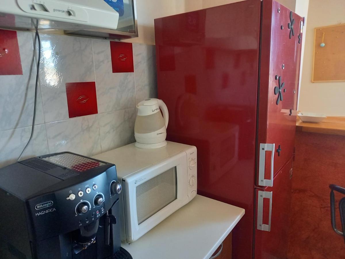 Top Studio Belgrade Luaran gambar
