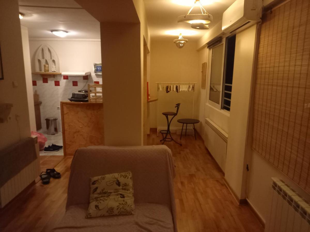 Top Studio Belgrade Luaran gambar